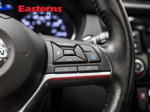 Used 2022 Nissan Rogue Sport SL w/ Premium Package AWD/4WD image 17