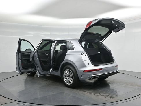 Used 2023 Audi Q5 2.0T Premium w/ Convenience Package image 35