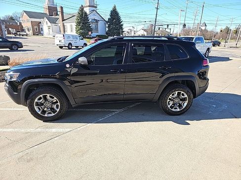 Used 2019 Jeep Cherokee Trailhawk w/ Comfort/Convenience Group image 7