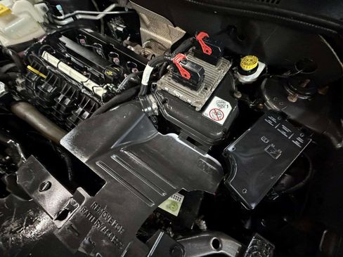 Used 2014 Jeep Compass Latitude image 24