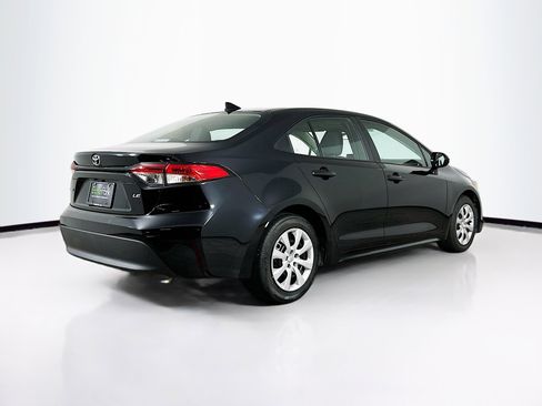 Used 2025 Toyota Corolla LE image 9