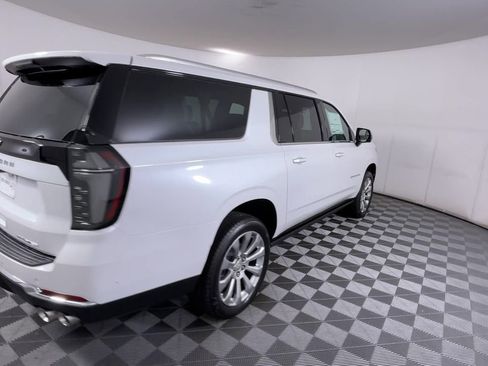 New 2025 Chevrolet Suburban Premier image 67