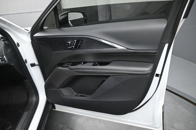 Certified 2024 Cadillac Lyriq Sport w/ LPO, Floor Liner Package AWD/4WD image 20