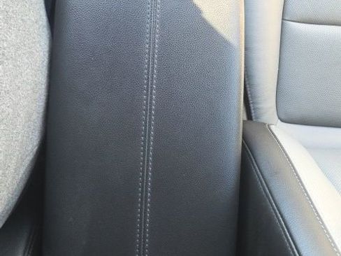 Used 2019 Chevrolet Equinox Premier image 29