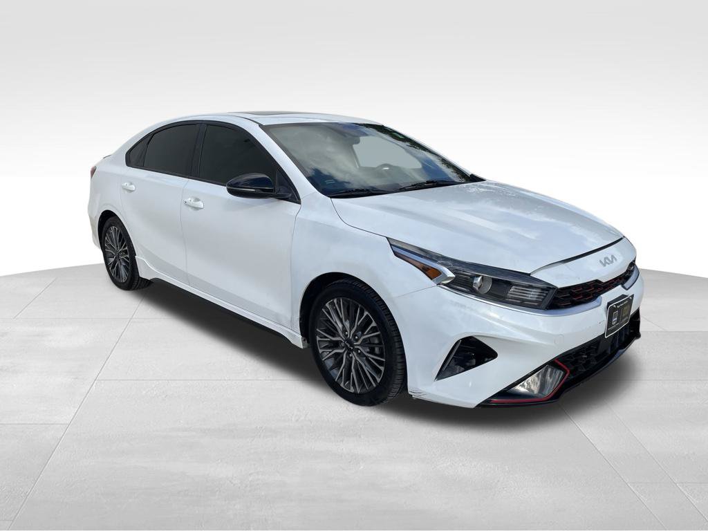 Used 2023 Kia Forte GT-Line w/ GT-Line Premium Package FWD image 3