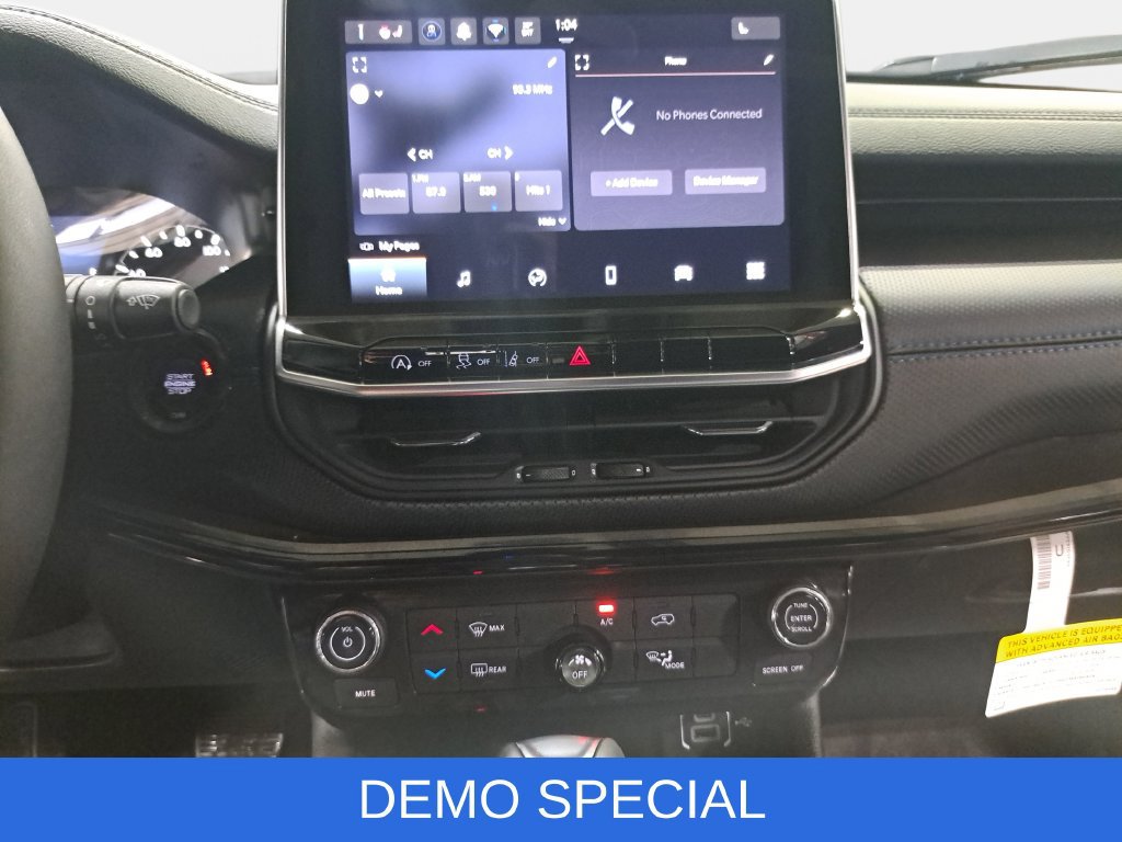 New 2026 Jeep Compass Latitude AWD/4WD image 19