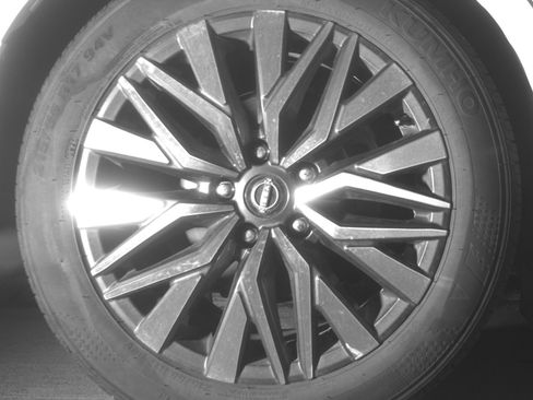 Used 2025 Nissan Altima 2.5 SV FWD image 15