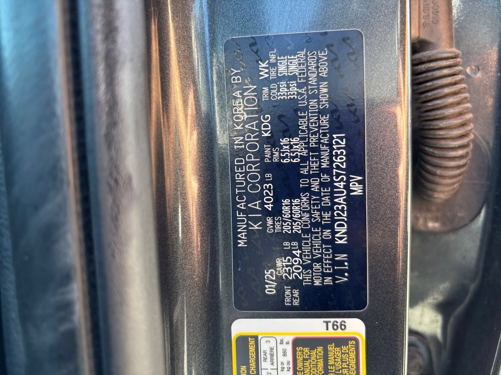 Used 2025 Kia Soul LX w/ LX Technology Package FWD image 26