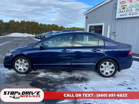 Used 2010 Honda Civic LX image 2