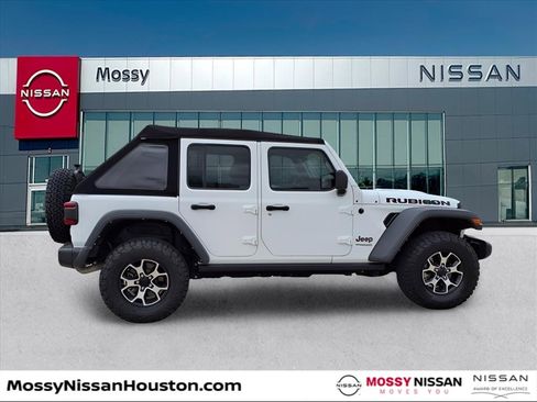 Used 2022 Jeep Wrangler Unlimited Rubicon w/ LED Lighting Group image 6