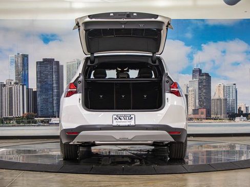 Used 2026 BMW X3 xDrive30 w/ Convenience Package image 12