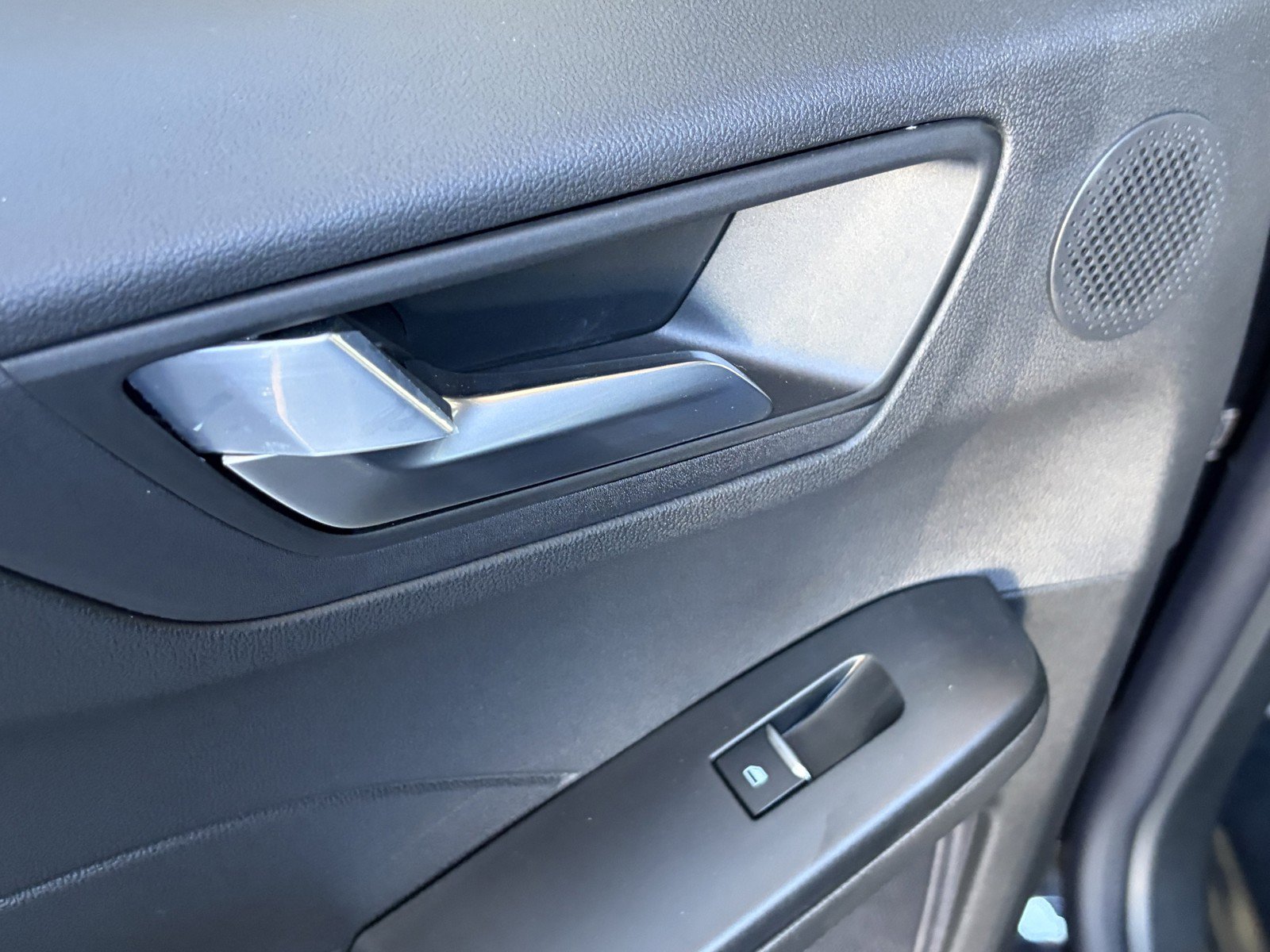 Used 2024 Ford Escape SE w/ PHEV Premium Package FWD image 26