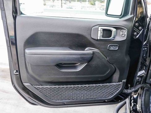 Certified 2023 Jeep Gladiator Rubicon image 22