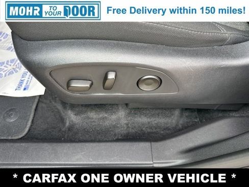 Used 2025 GMC Acadia Elevation image 15