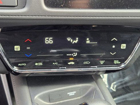 Used 2016 Honda HR-V EX image 18