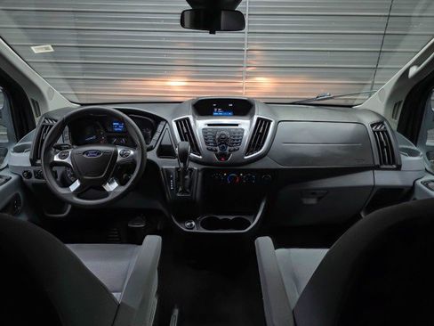 Used 2018 Ford Transit 350 XLT RWD image 16