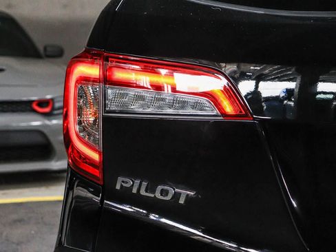 Used 2021 Honda Pilot EX-L image 11