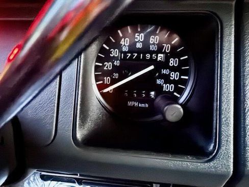 Used 1989 Jeep Wrangler Laredo image 15