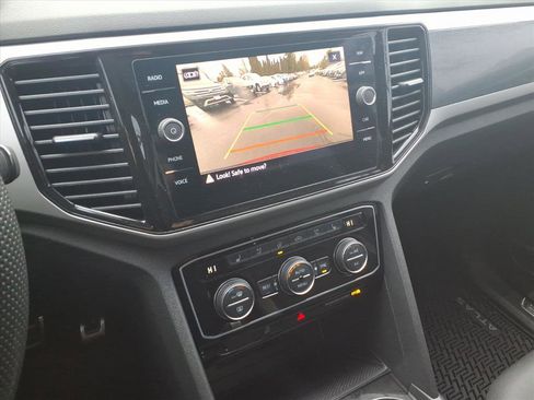 Certified 2023 Volkswagen Atlas SEL Premium image 26