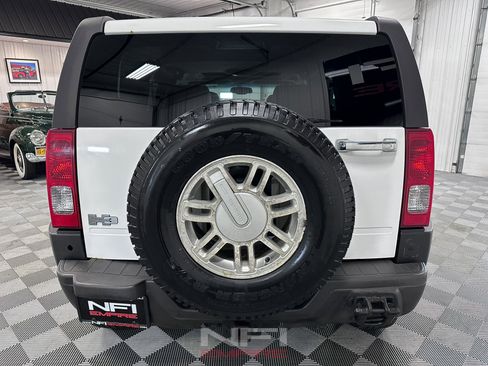 Used 2006 HUMMER H3 image 9