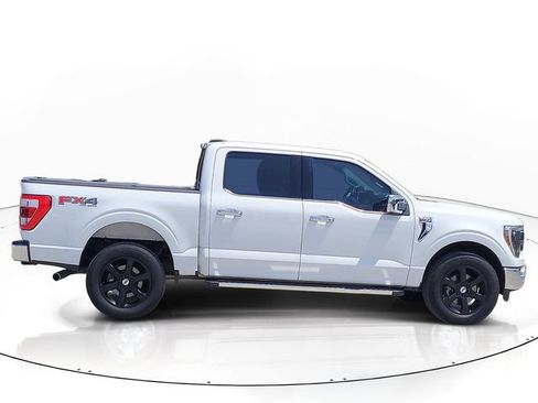 Used 2022 Ford F150 Lariat w/ Equipment Group 502A High AWD/4WD image 4