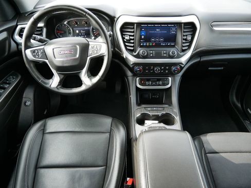 Used 2023 GMC Acadia SLT image 14