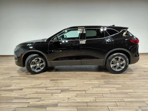 Used 2025 Chevrolet Blazer LT AWD/4WD image 28