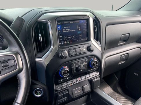 Used 2021 Chevrolet Silverado 1500 LT Trail Boss w/ Convenience Package II AWD/4WD image 6