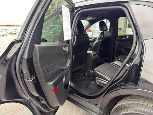 Used 2024 Ford Escape ST-Line Select w/ Tech Pack #1 AWD/4WD image 15