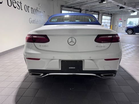 Used 2023 Mercedes-Benz E 450 4MATIC Cabriolet image 5