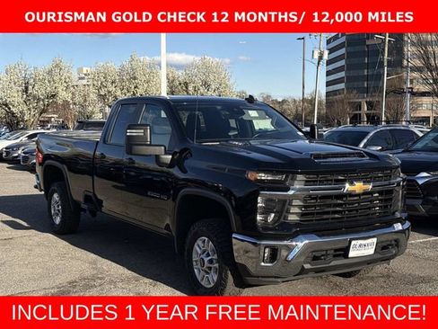 Used 2024 Chevrolet Silverado 2500 LT w/ Convenience Package AWD/4WD image 1