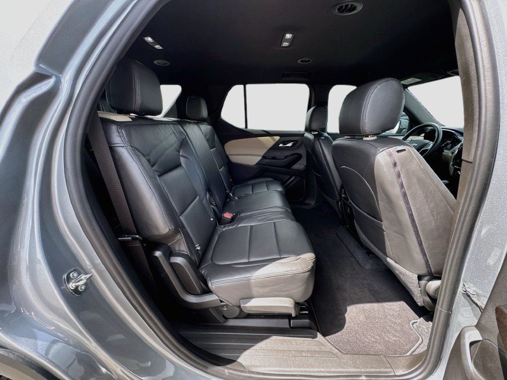 Used 2023 Chevrolet Traverse LS w/ Safety Package FWD image 26