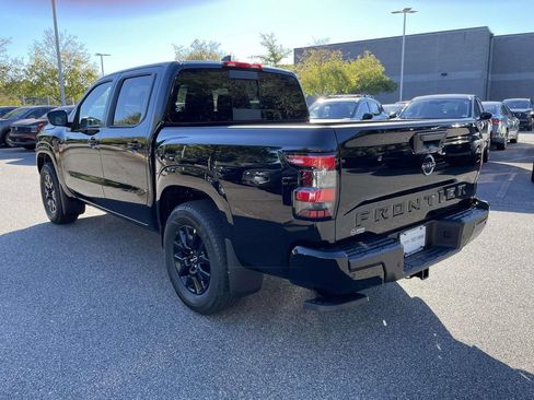 New 2026 Nissan Frontier SV w/ All-Weather Content Package RWD image 4