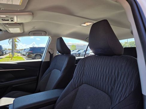 Used 2025 Toyota Camry LE image 20