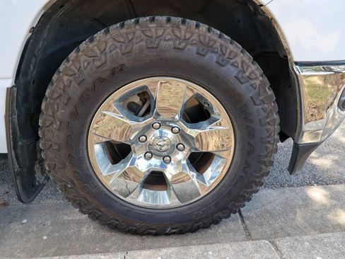 Used 2020 RAM 1500 Big Horn RWD image 13