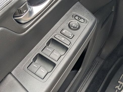 Used 2025 Honda CR-V EX image 21