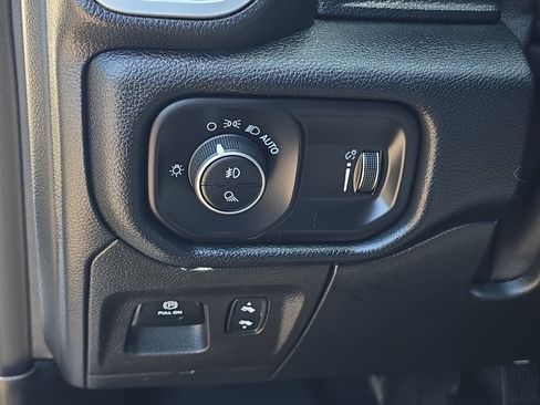 Used 2021 RAM 1500 Big Horn AWD/4WD image 22