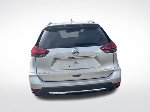 Used 2017 Nissan Rogue SL w/ SL Premium Package AWD/4WD image 6