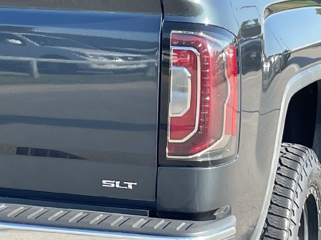 Used 2018 GMC Sierra 1500 SLT w/ Suspension Package, Off-Road AWD/4WD image 6