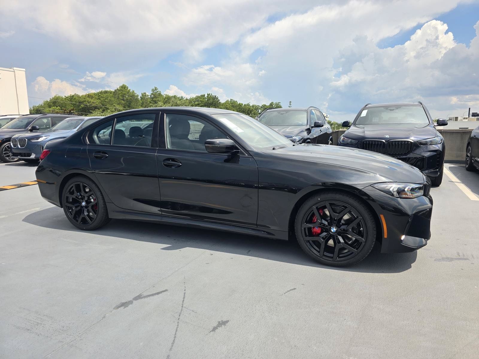 New 2026 BMW 330i Sedan w/ M Sport Package RWD image 25