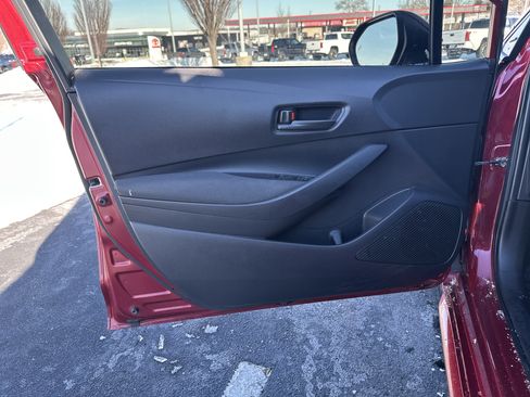 Used 2022 Toyota Corolla LE w/ LE Premium Package image 14