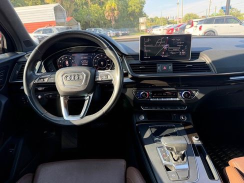 Used 2019 Audi Q5 Prestige w/ Prestige Package AWD/4WD image 13