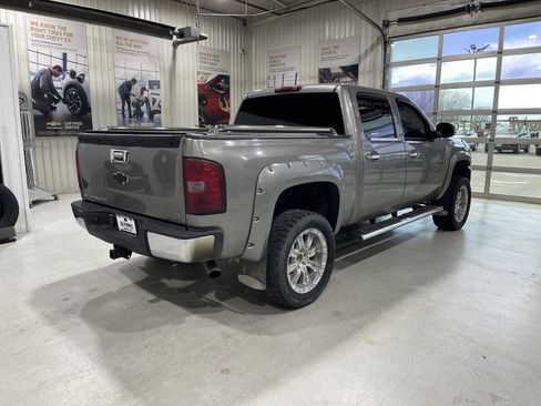 Used 2007 Chevrolet Silverado 1500 LTZ w/ Suspension Package, Off-Road" AWD/4WD image 8
