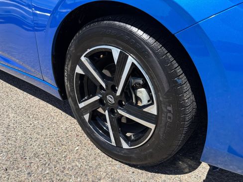 Used 2025 Nissan Sentra SV FWD image 24
