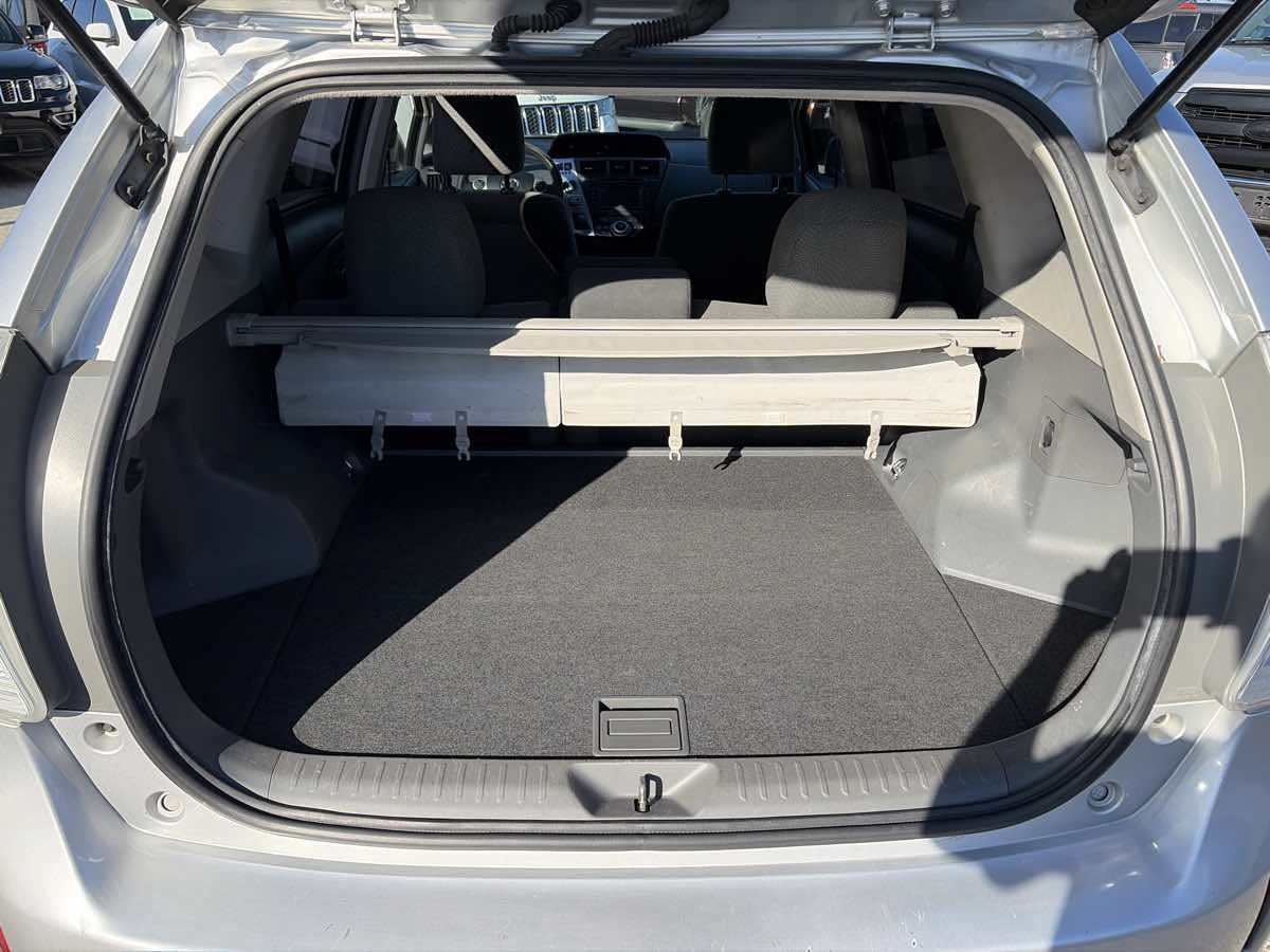 Used 2012 Toyota Prius V Three FWD image 18