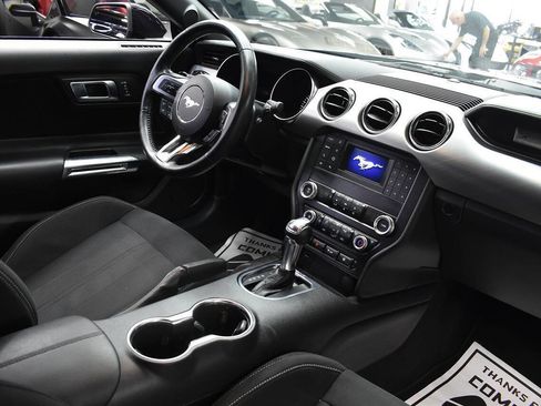 Used 2022 Ford Mustang GT RWD image 22