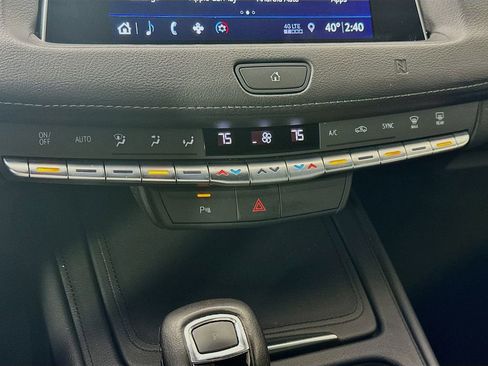 Used 2019 Cadillac XT4 Premium Luxury image 17