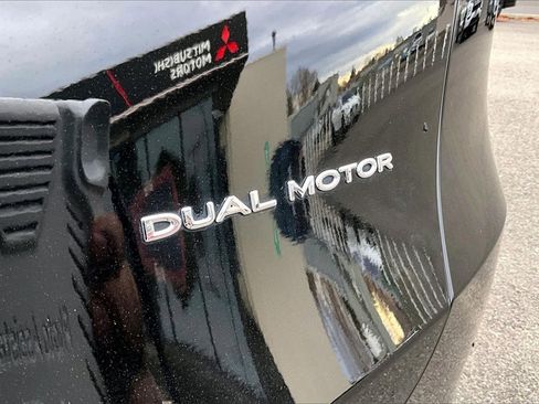 Used 2022 Tesla Model Y Performance image 8