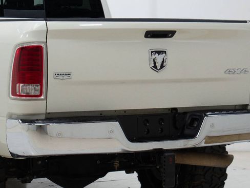 Used 2018 RAM 2500 Laramie AWD/4WD image 13