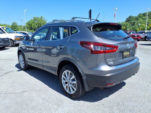 Certified 2020 Nissan Rogue Sport SV FWD image 7